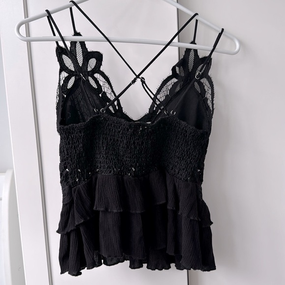 Women's Black Flower Tank Top - Picture 4 of 5